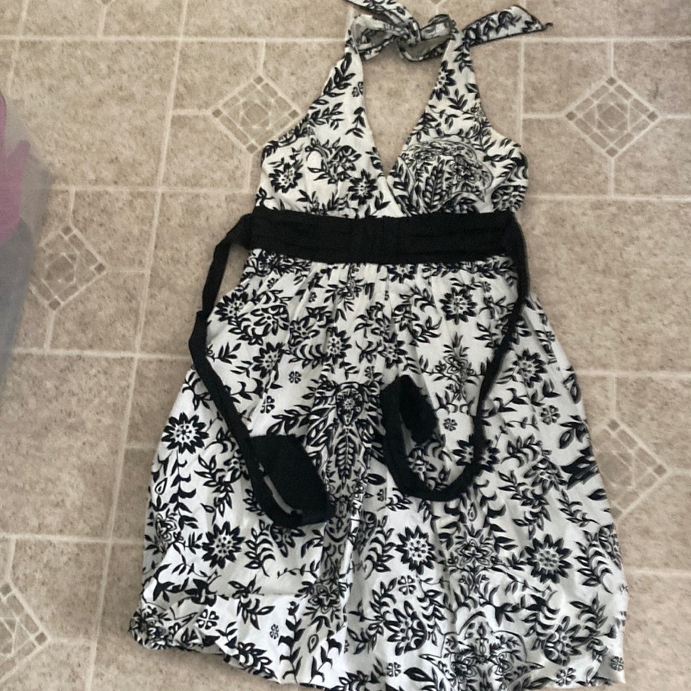 Black and white dress size small